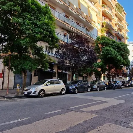 Nicoletta Vomero * 那不勒斯