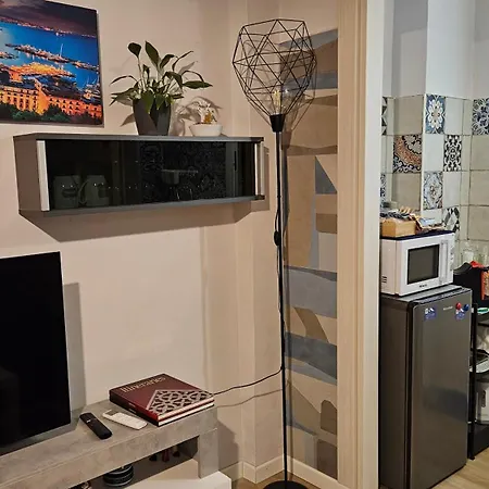 Nicoletta Vomero 公寓 *